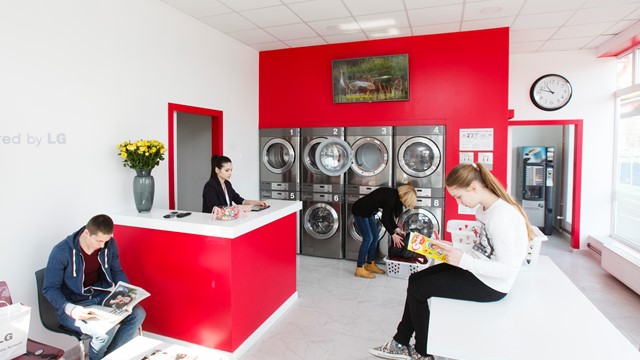 Laundry Lounge